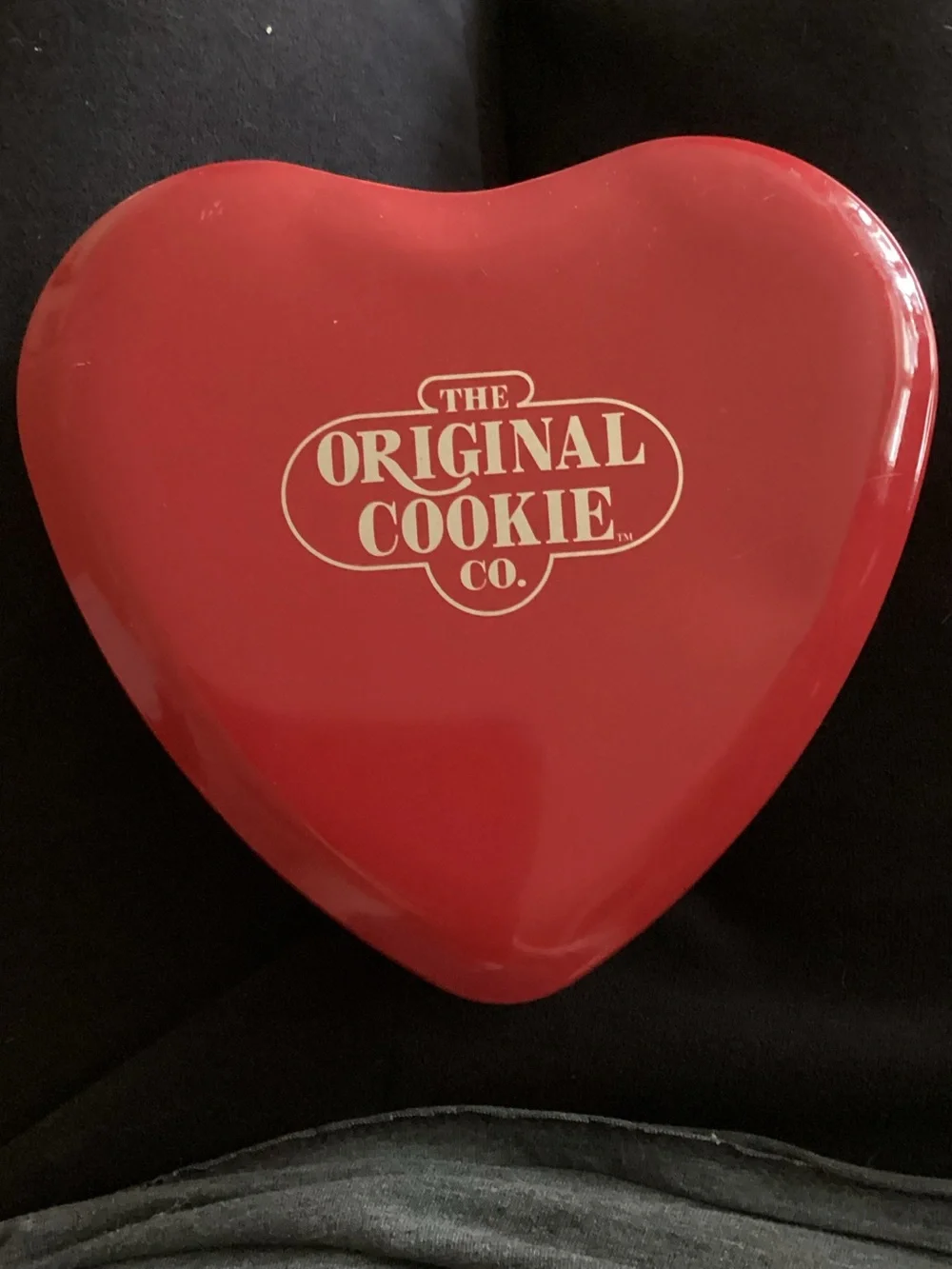 Vintage Heart Cookie Tin